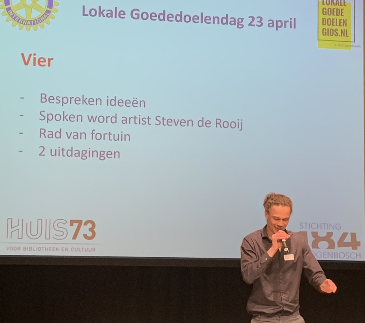 NanvanSchendel's tweet image. Geslaagde lokale goede doelen dag @073GoedeDoelen #nalatenschap #warmgeven #tipsentrucs #denbosch met als afsluiting Spoken Word artiest Steven de Rooij @DUKEBOX73