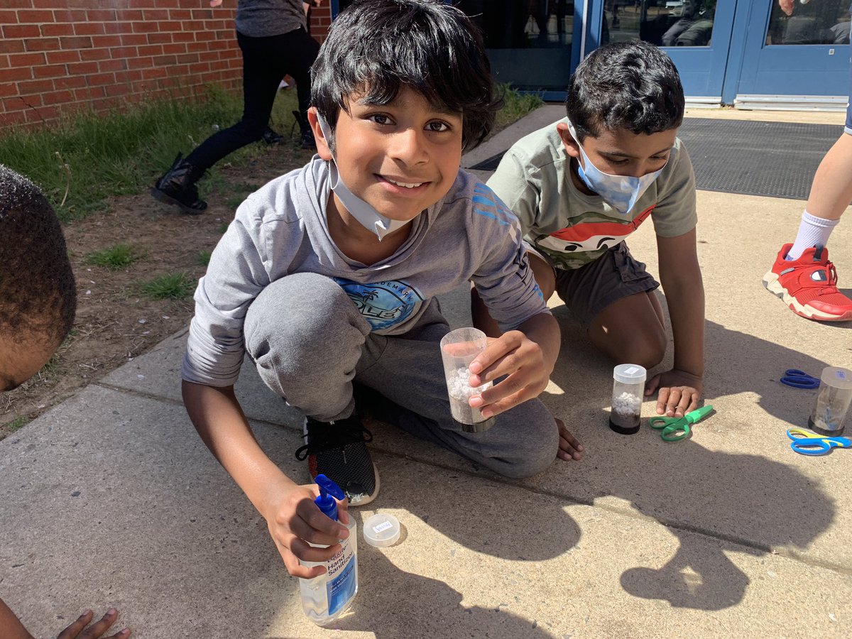 Happy belated Earth Day!! We can’t wait to see these little seedlings sprout 🌎🌱