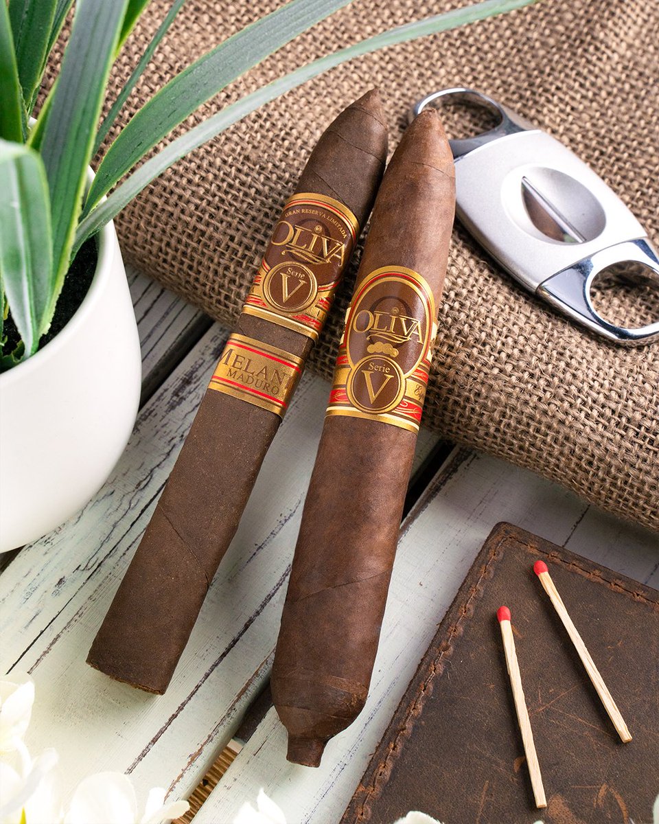 HoltsCigar's tweet photo. Serie V and Serie V Melanio from Oliva

Available at Holt’s. https://t.co/SW0UdIwHxZ