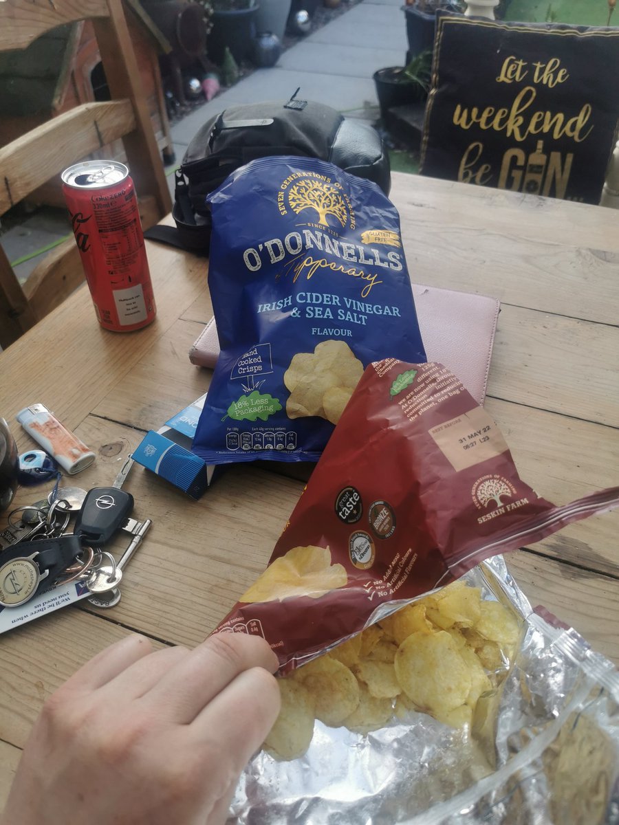 garymcchef's tweet photo. Dear Ed & Kate @odonnellscrisps, i have a problem! I can't stop eating these 🙈🙈🙈 #odonnells #irishcrisps #handcooked #awardwinning https://t.co/94F23ny8nk