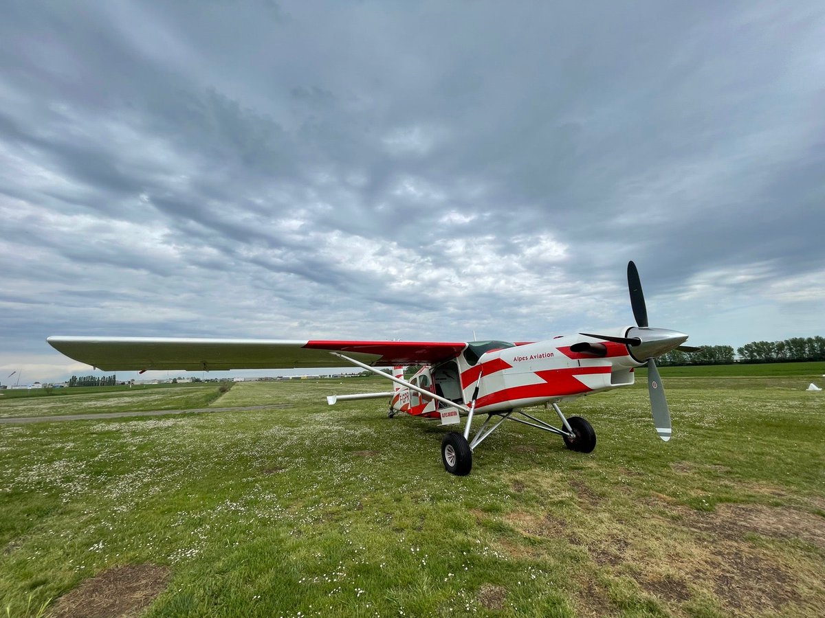 Jumping with Patrick de Gayardon's Airplane ... ❤️ (@ Flygang Moli D-Zone in Molinella, Bologna) swarmapp.com/c/00GdksswrGM