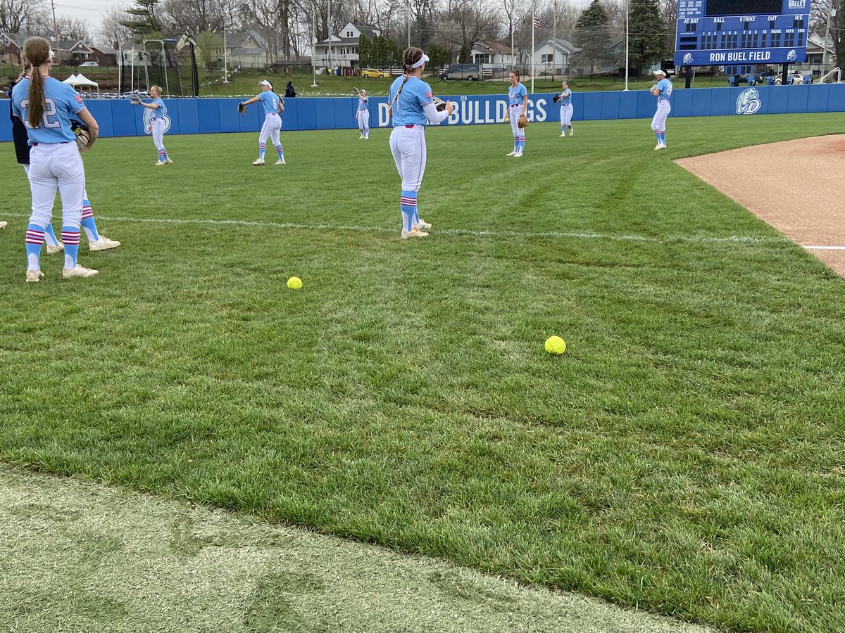 Spring?  Yes!  Softball?  Yes!
Join <a href="/LauraLeonard31/">L A Leonard</a> and I on ESPN3 as <a href="/DrakeSoftball/">Drake Softball</a> faces <a href="/ValpoSoftball/">Valpo Softball</a> at 1pm, game two will follow, weather permitting