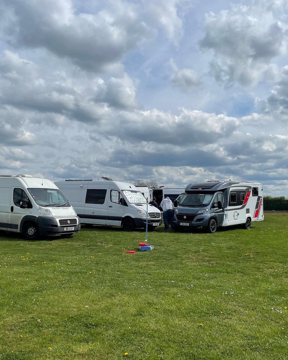 ScudandthesTig's tweet photo. Great end to Easter weekend with vanlife royalty and a fantastic wagon 😉
#vanlife #motorhomelife #willowfields https://t.co/5QyXjhThz8