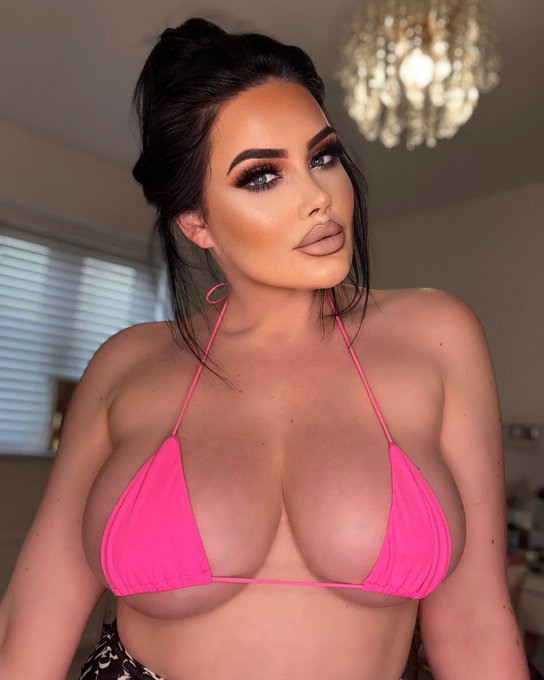 Blossoming 🌸 https://t.co/xbTFREHqX9