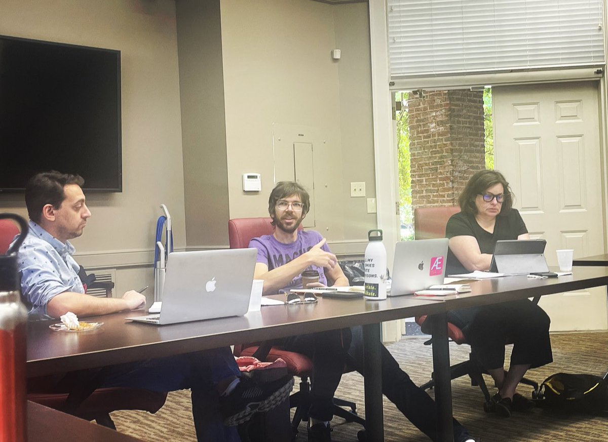 VaiaTouna's tweet photo. @MichaelJAltman tying all ideas together towards #thethirdthing @StudyReligion https://t.co/L80G0ZfiP7