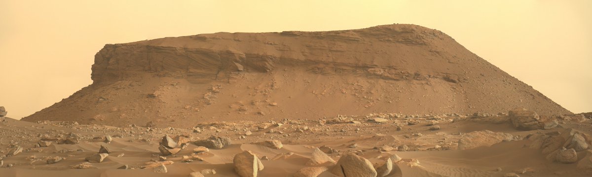 Marte en todo su esplendor: mosaico de la estructura bautizada como Kodiak (de unos 70 metros de altura) a partir de 20 imágenes tomadas ayer con la MASTCAM de <a href="/NASAPersevere/">ARCHIVED - NASA's Perseverance Mars Rover</a>, NASA/JPL-Caltech/ASU.