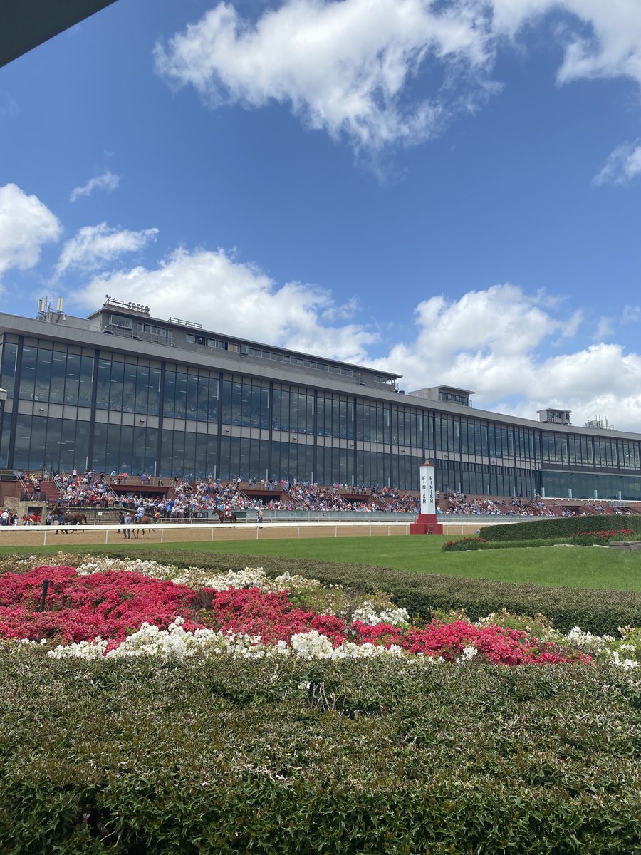 Off &amp; running at ⁦<a href="/OaklawnRacing/">Oaklawn Hot Springs</a>⁩ on Apple Blossom Day!
Live coverage Fox Sports 2 w/ ⁦<a href="/MaggieWolfndale/">Maggie Wolfendale</a>⁩ ⁦<a href="/GStevens_jockey/">Gary Stevens</a>⁩ ⁦<a href="/acacia_clement/">Acacia Courtney Clement</a>⁩ ⁦<a href="/mig4450/">TheMig4450</a>   ⁦<a href="/RealGregWolf/">Greg Wolf</a>⁩ ⁦<a href="/andyserling/">Andy Serling</a>⁩  ⁦<a href="/lizabhendriks/">Liza Hendriks</a>⁩