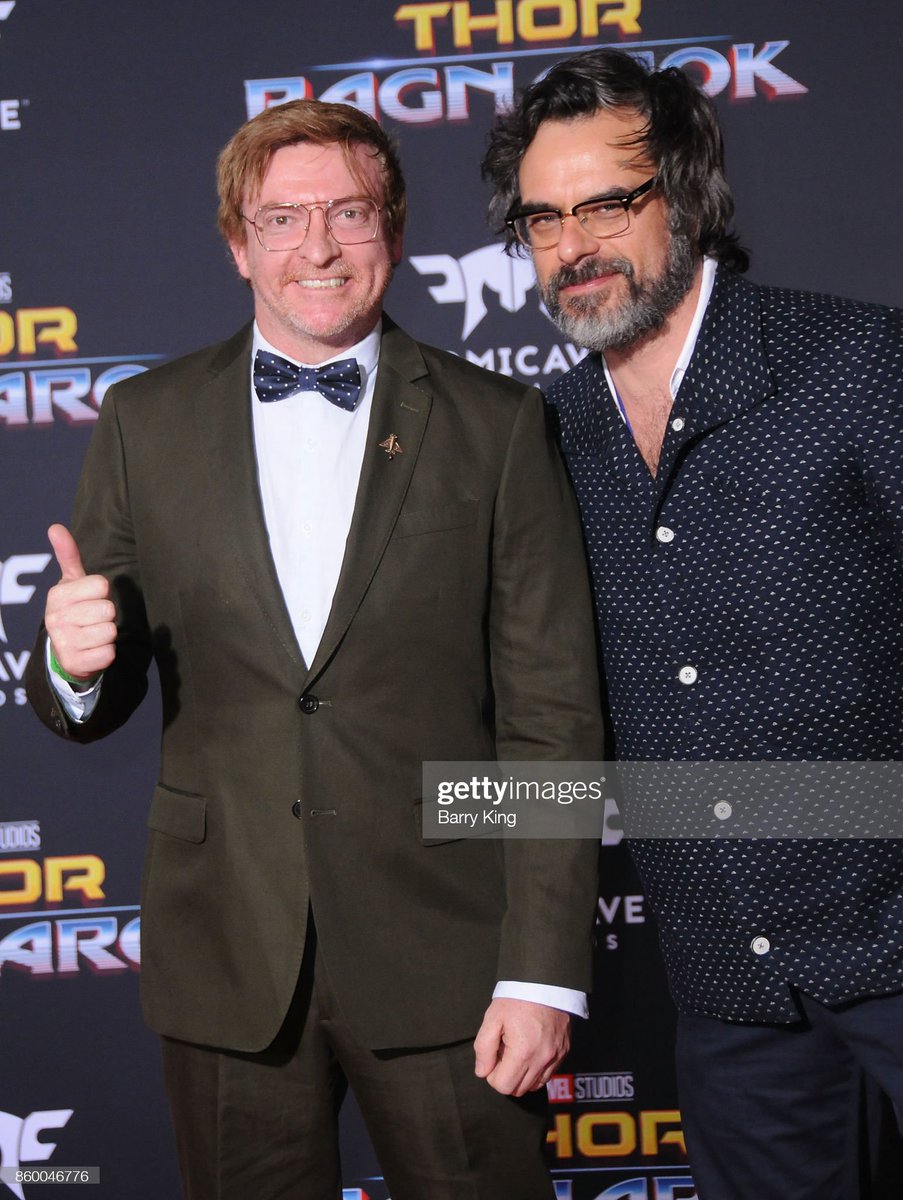 spel_acchiotto's tweet photo. oh to be at the LA premiere of Thor: Ragnarok https://t.co/fHrduIdJMK