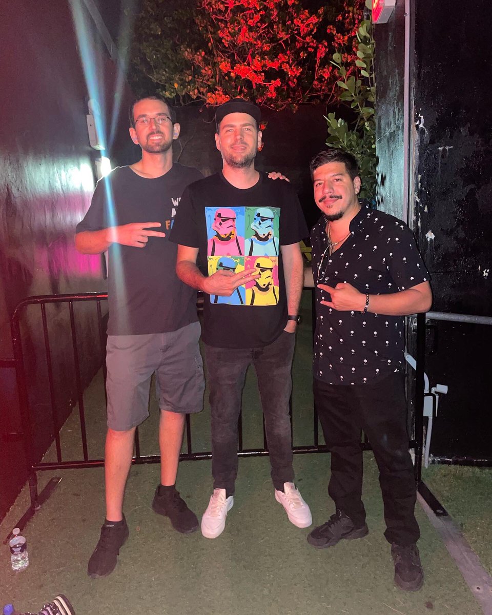 What an honor to meet the legend <a href="/kylewatsonmusic/">Kyle Watson</a> 🔥Can’t thank him &amp; the <a href="/boxofcatsmusic/">BOX OF CATS</a> team for releasing my track w/ <a href="/DJTechNeekz/">TechNeekz</a> - Funky Fresh. Dream come true!⁣ snd.click/bot7
⁣
Of course he blew the roof off <a href="/treehousemiami/">Treehouse Miami</a> 🏡