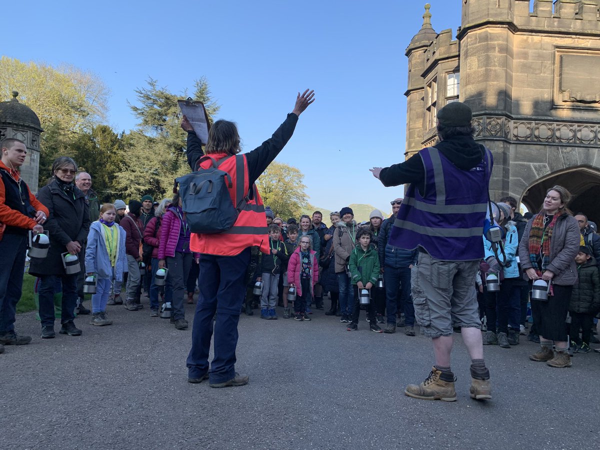 Time for a quick briefing with our producer Gareth and Movement Director @choreoruth. Water is a big theme for today and our Lumenators are splitting into two teams to reflect the streams running through the site. 

#GreenSpaceDarkSkies