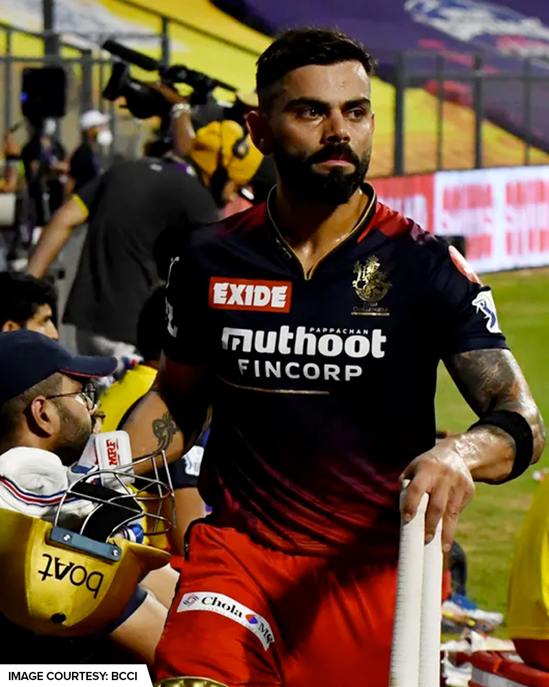 StarSportsIndia's tweet photo. 𝐂𝐨𝐦𝐛𝐚𝐜𝐤 𝐊𝐢𝐧𝐠, Kohli! 👑

@RCBTweets fans, hit ❤️ if you #Believe #ViratKohli will make an #Epic comeback in #TATAIPL!

#IPL2022 #RCBvSRH #RCB #PlayBold https://t.co/0vwZ69bIEy