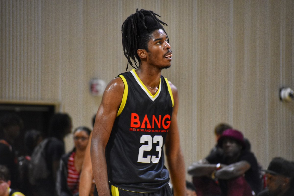 RYZEHoops's tweet photo. BANG Up 2023 forward Jalen Carruth was a sniper from three this morning in a very close win over Zaytoven Elite. He connected on six threes and scored 26 points in the win, one of the best perimeter scoring performances of the day. https://t.co/HtRawNt1aS