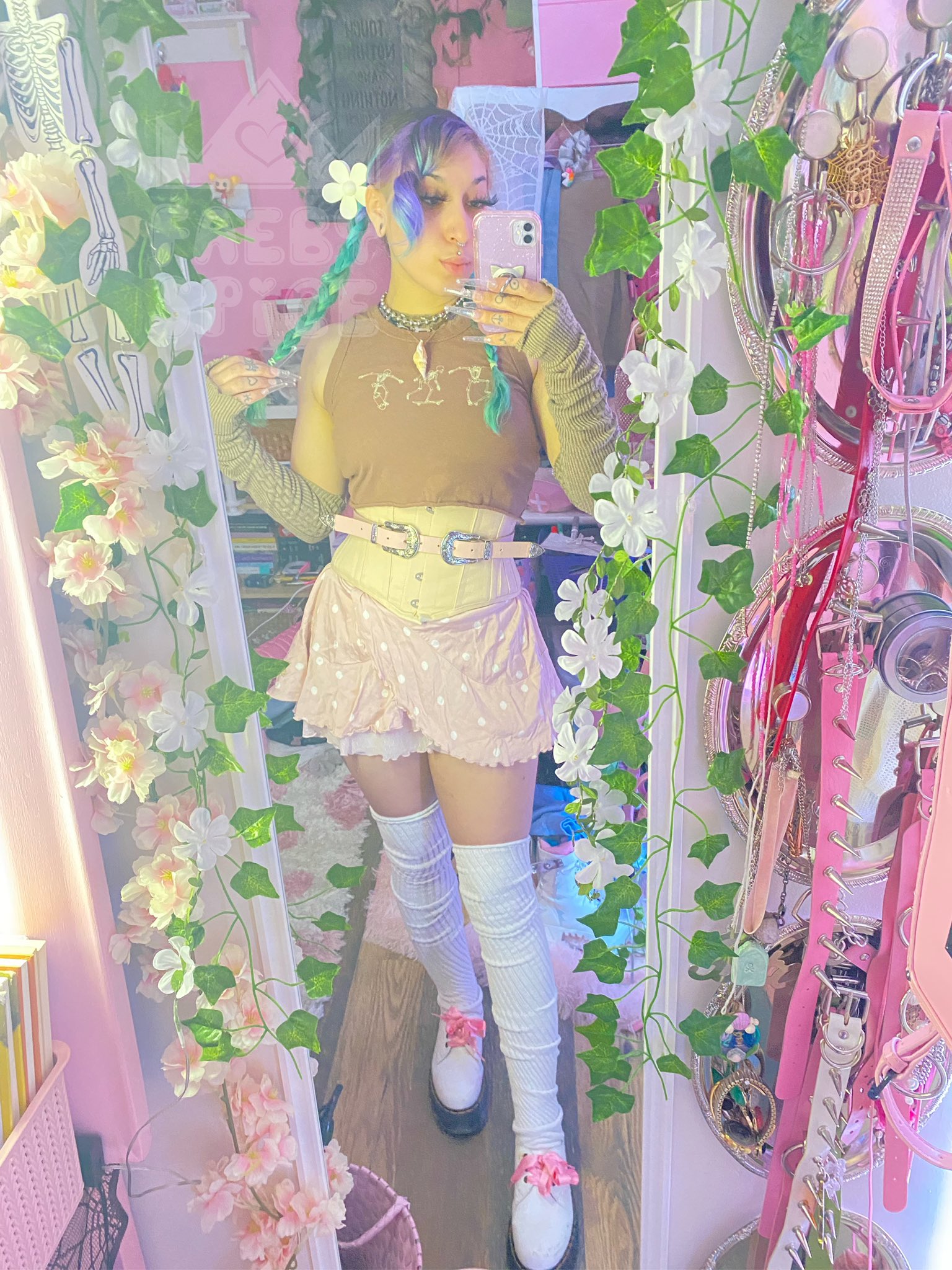 TW Pornstars - 💒 Faeby Spice 💒. Twitter. I would like to sleep forever. 5:42 PM - 23 Apr 2022