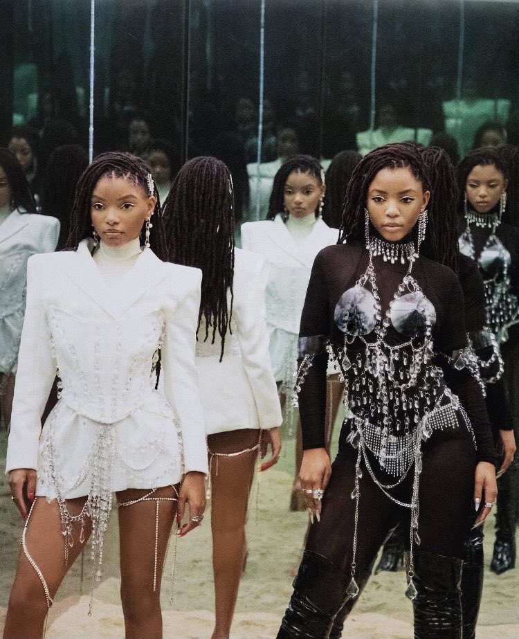 happywithoutjt's tweet photo. What was the first Chloe x Halle song you heard?

 Which one made you a fan? https://t.co/aJBdBSW8rF