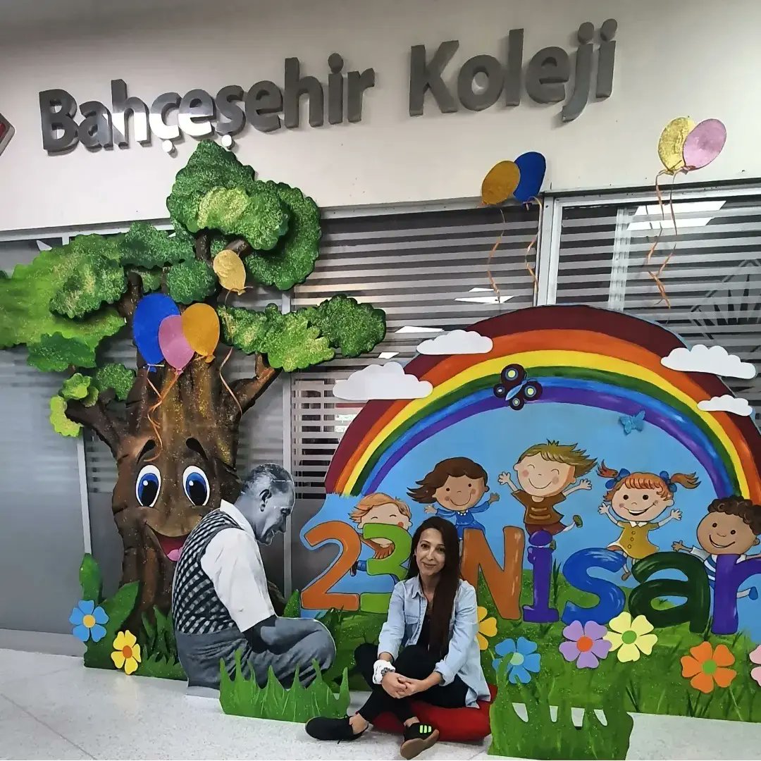 GorselBk's tweet photo. 🎈Yaşasın 23Nisan🎈🎉🎊🌍🇹🇷 @bk_etiler @Sinembetiler #etilerkampüs https://t.co/0rrHON3W1X