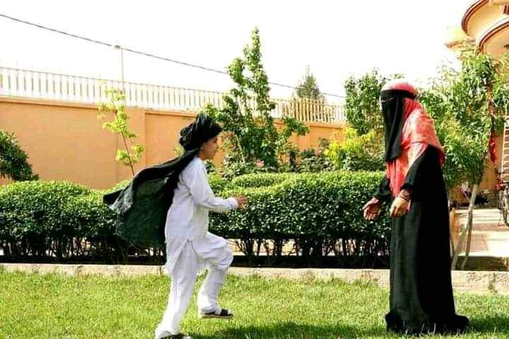 HamidMayar8's tweet photo. عبدالروف د خپلې موږ غیږې ته ورسېد! https://t.co/Rb919u4mkZ