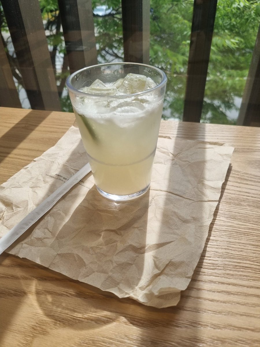 카페에서 같이 차 마실래요 여친구함