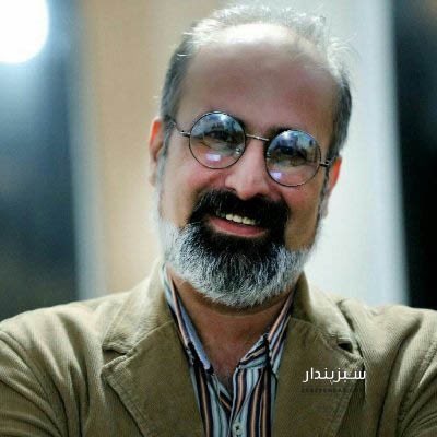 EELKHAN1's tweet photo. سمت راست: «اِبِن الکساندر» متخصص و جراح مغز و اعصاب، پروفسور دانشگاه هاروارد که قبلا آتئیست بوده اما بعد از تجربه #زندگی_پس_از_زندگی به عالم غیب بطور تجربی و نظری ایمان آورده و چند کتاب درباره‌ش نوشته

سمت چپ: عبدالرضا داوری ۵ ساله از کرج، لج کرده میگه این چیزا خرافاته https://t.co/noEFiU3T5z
