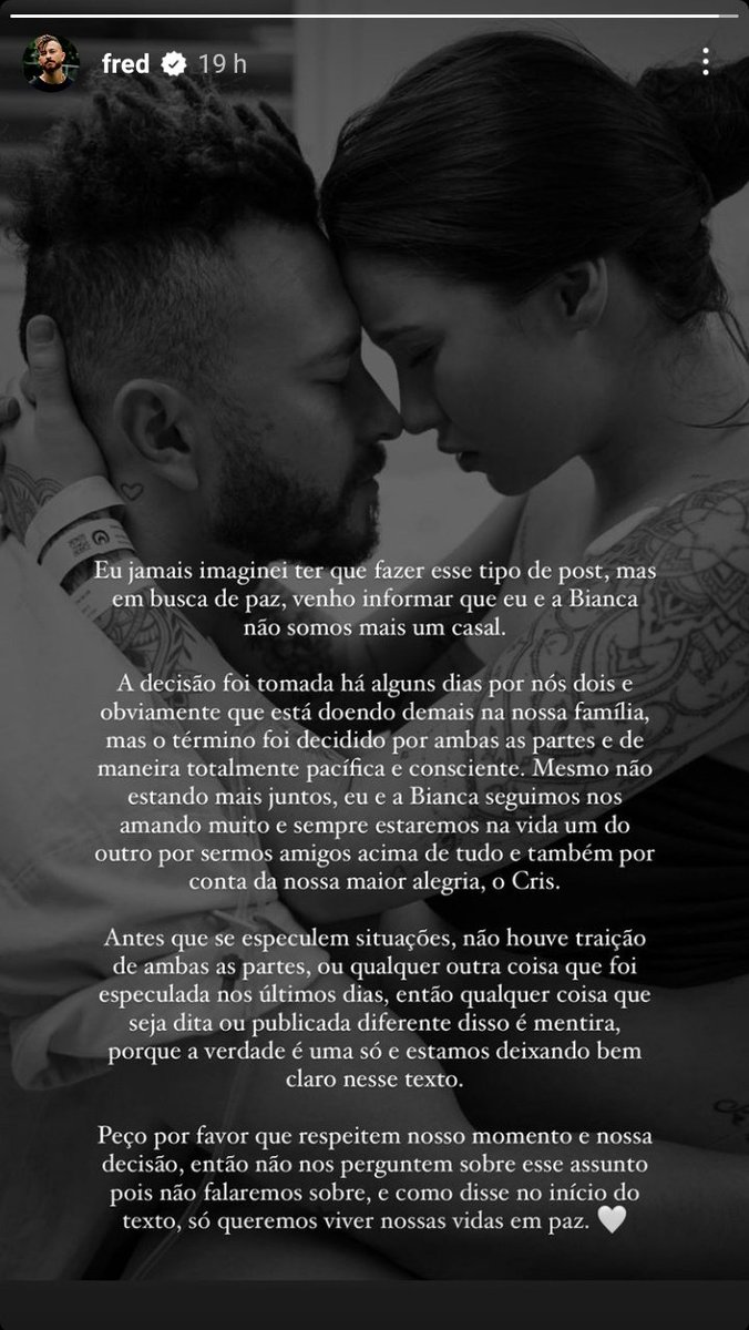 TweetsAlguns's tweet photo. Eu acordei e do nada eu vi no insta que a Bianca e o Fred terminaram. 
Gente como assim?? Não acredito cara. Eles eram tão perfeitos 😭 https://t.co/GzWMhoUy0t