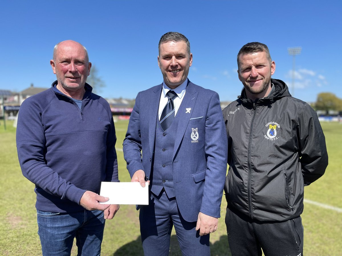DgnSwifts's tweet photo. ๐ ๐๐ง๐๐ ๐ฆ๐ฃ๐ข๐ก๐ฆ๐ข๐ฅ ๐๐ปโฝ๏ธ๐
Thanks to Ewing Bros. for Sponsoring todays game. We really appreciate the support of all our sponsors. Thank you!
#Swifts #DUNWAR https://t.co/MoCwskZlac