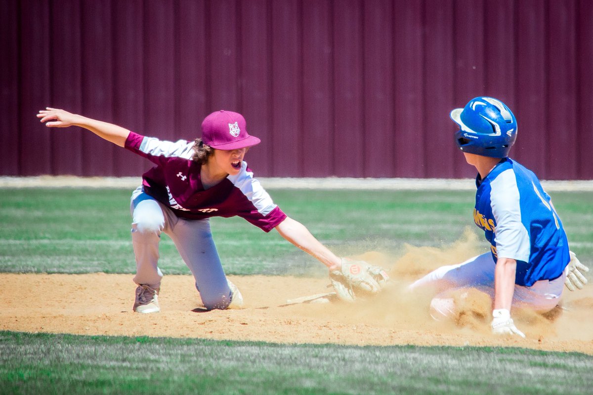 wendi_reagan's tweet image. Last Game for JV White Today…it’s been a fun freshman season #wolvesbaseball #freshman #secondbase #BTP @BsblDavenport  @DavenportWolves @ReddingWeston @Coach_Fish76  

📸@RaymondJPhotos