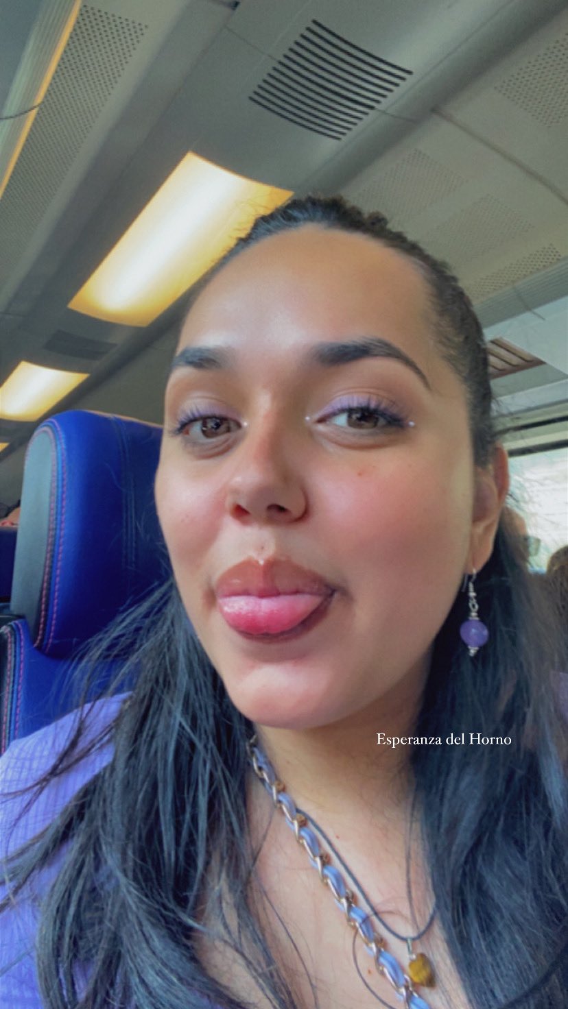 TW Pornstars - Esperanza Del Horno. Twitter. 😝💜. 1:30 PM - 23 Apr 2022