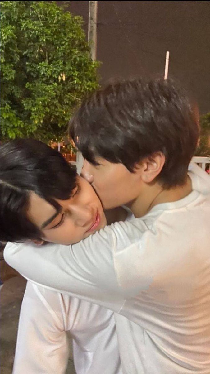 หมูกร๊อบกรอบ ( 🐈⬛ ) tweet media