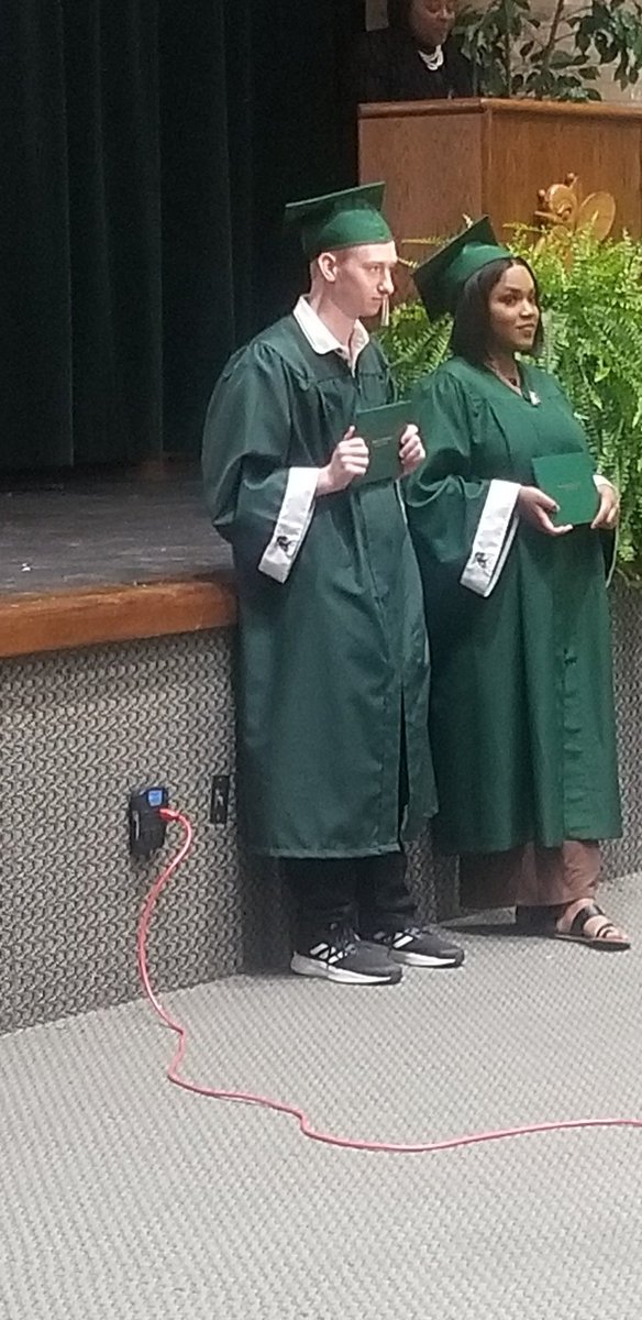 marcusdforney's tweet photo. Congratulations to our awesome Hornet Success Academy April graduates. They believed, worked hard &amp; accomplished a major milestone in their lives. Kudos to Program Direcotr Ms. Johnson &amp; staff! @slj001971 #HISDHornets #HornetIMPACT #StingEm #TURNTHETIDE #BuildingChampions https://t.co/DsrpbcKxQx