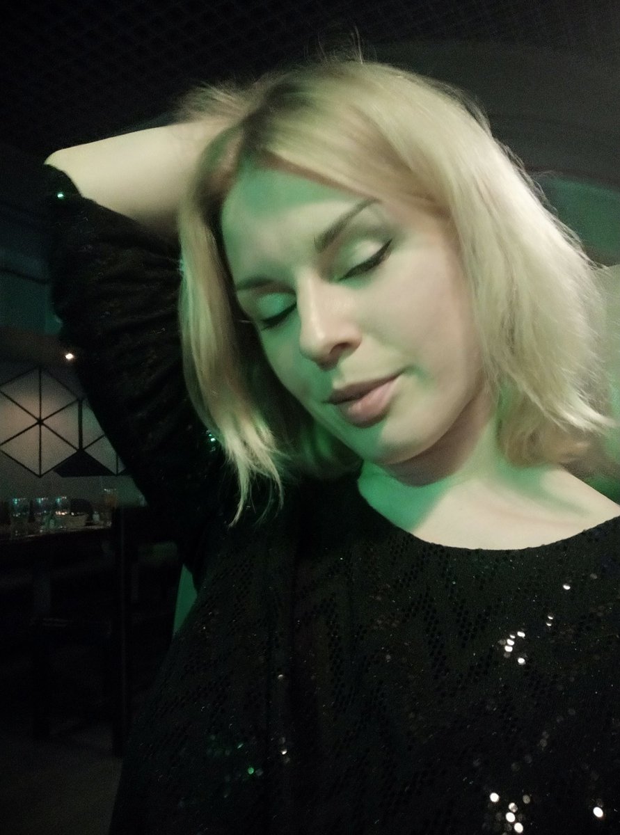 Elena’s pics and videos