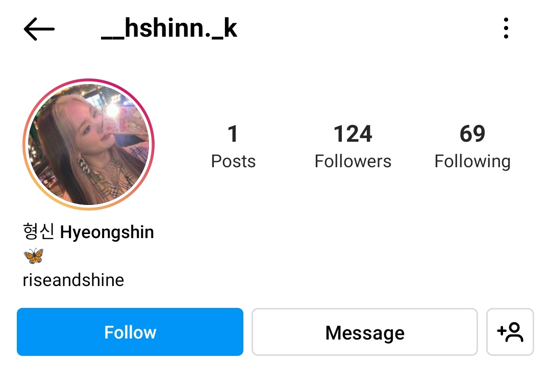 h_issue7's tweet photo. ↴ #HOT_ISSUE  #핫이슈

#Hyeongshin opened her personal acc
on Instagram ♥︎ 

➝https://t.co/k5MlaWk2vs https://t.co/kGvfm6q6bd
