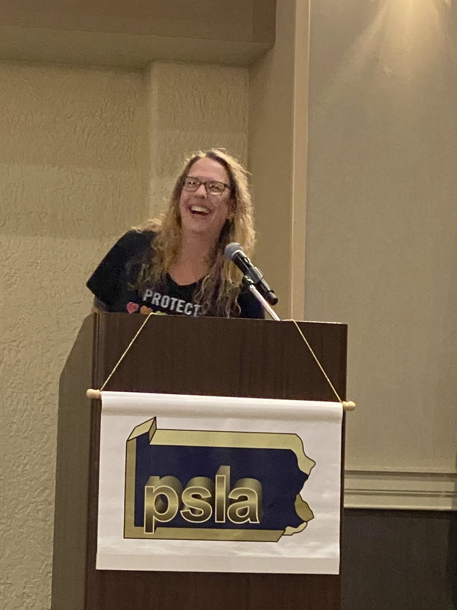 Lisa Weiss tweet media