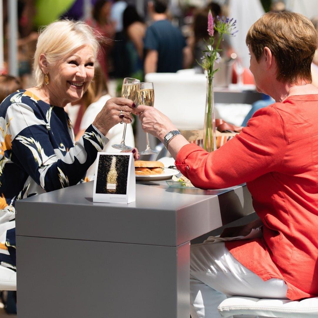 Book tickets today for #SpiritOfSummerFair and enjoy 25% off* with code ‘HELLO2’ until 11.59pm on Monday 23 May 💛

📆 23-26 June @olympia_london 

*Discount is applied to on-the-door ticket prices. £2.50 booking fee applies

spiritofsummerfair.co.uk