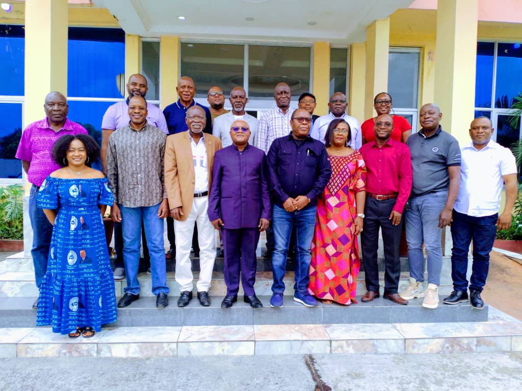 Atelier de programmation détaillée du Projet manioc (CAPUIDC, MINDEVR, MINAGRI, FNPSS,IITA).  Un chronogramme précis élaboré. Production intensive en saison agricole A de 2022. Semaine prochaine avec MinIndustrie sur les mesures d'application de la norme de la farine panifiable.