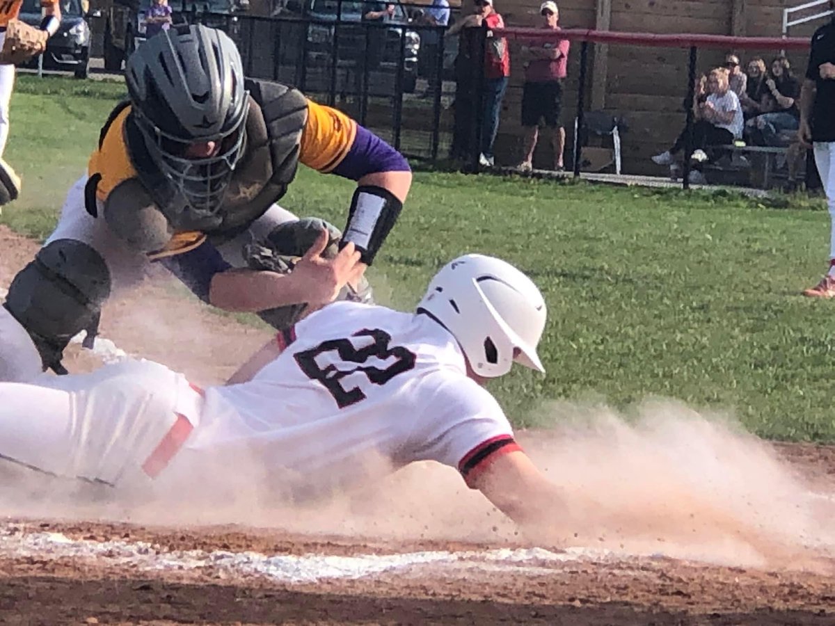 JShreyer's tweet photo. A few takeaways from last nights LU Lions vs. BC Bulldogs baseball game.
Jacob Miller is a great pitcher  
Joel Winters is a great hitter
Grown adult men can be classless and say hurtful things to kids  #youknowwhoyouare https://t.co/Z8ohRF63BI