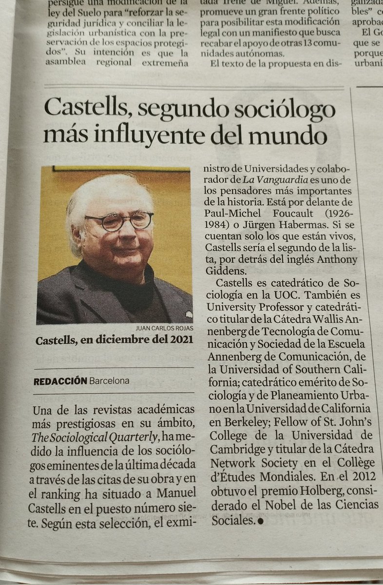 CifuDolors's tweet photo. #Sociologia #Comunicación #Tecnologia #Ciencia  Manuel Castells, una joya, hoy en la @LaVanguardia https://t.co/vZMjMRPB6r