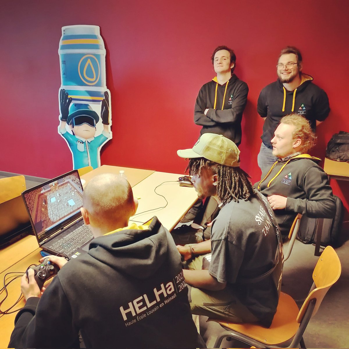 Traumarena's tweet photo. 1er play test fait et concluant! Encore quelques semaines de production pour corriger les problèmes mis en lumière, améliorer la lisibilité et le gameplay. Merci à tous les tester https://t.co/isGIbVc9mo