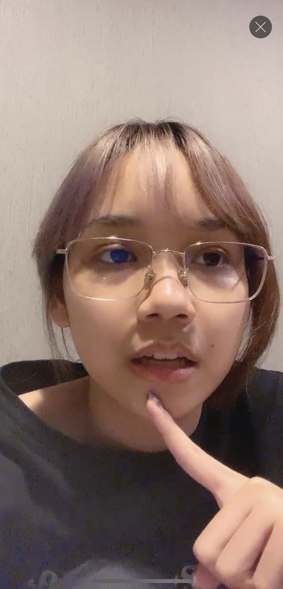 doobnk48tookwan's tweet photo. ประกาศไม่ต่อสัญญา #BNK48 #PiamBNK48 

-สรุปหนูจะไม่ต่อใช่ไหม? ใช่ค่ะ ตั้งใจจะไม่ต่อ รุ่น 1 ต้องลุ้นว่าใครจะต่อบ้าง? มีแน่ๆ แล้ว 1 คนที่จะต่อ แต่หนูไม่บอกว่าเป็นใครเพราะไม่รู้ว่าสุดท้ายเพื่อนหนูจะต่อจริงๆ หรือเปล่า 
-จะได้เห็นแกออกโรดโชว์ไหม? ไม่มีทางขนาดติด 77 ยังได้ออกครั้งเดียว https://t.co/ahL9ZAI7or