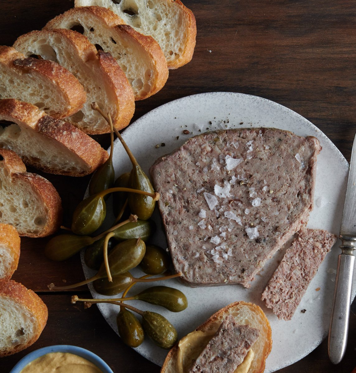 3PigsPate tweet media