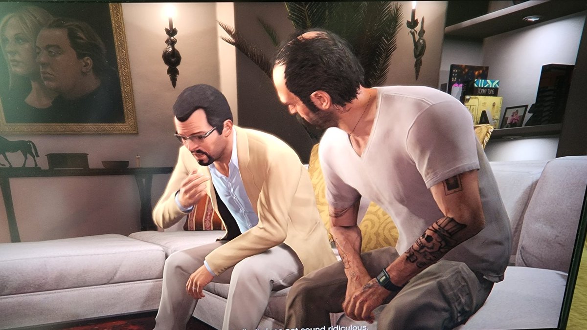 yacoubdaher's tweet photo. @bIoodslxt Cool but look at Michael's drip https://t.co/Kb2SKgRyCO