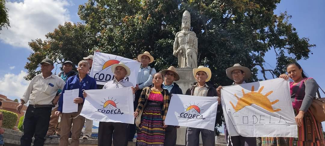 SanCodeca's tweet image. Lunes 25 y martes 26 de Abril, paro Plurinacional, 36 puntos en toda #Guatemala.No al alto costo de la canasta básica y combustibles.
No más corrupción.
Renuncia Giamattei
No más saqueo y monopolio del CACIF.@alterNativaPI @CODECAestor @el_Periodico @EUDeportes @elQuetzalteco