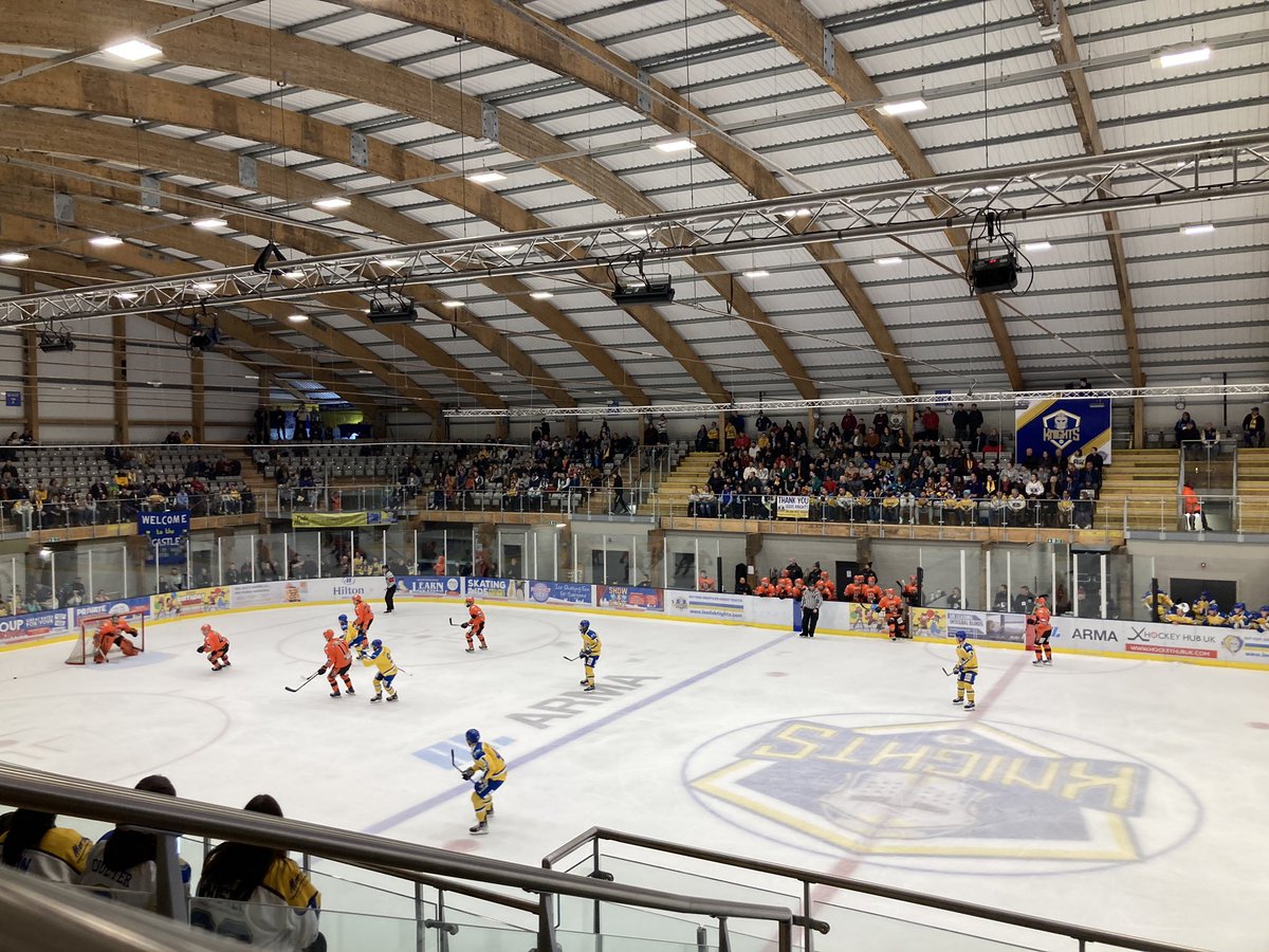 andrewakal's tweet photo. So enjoyed watching @Leedsknights last night. Shame about about result but looking forward to next season now. https://t.co/sugw1qMK2a