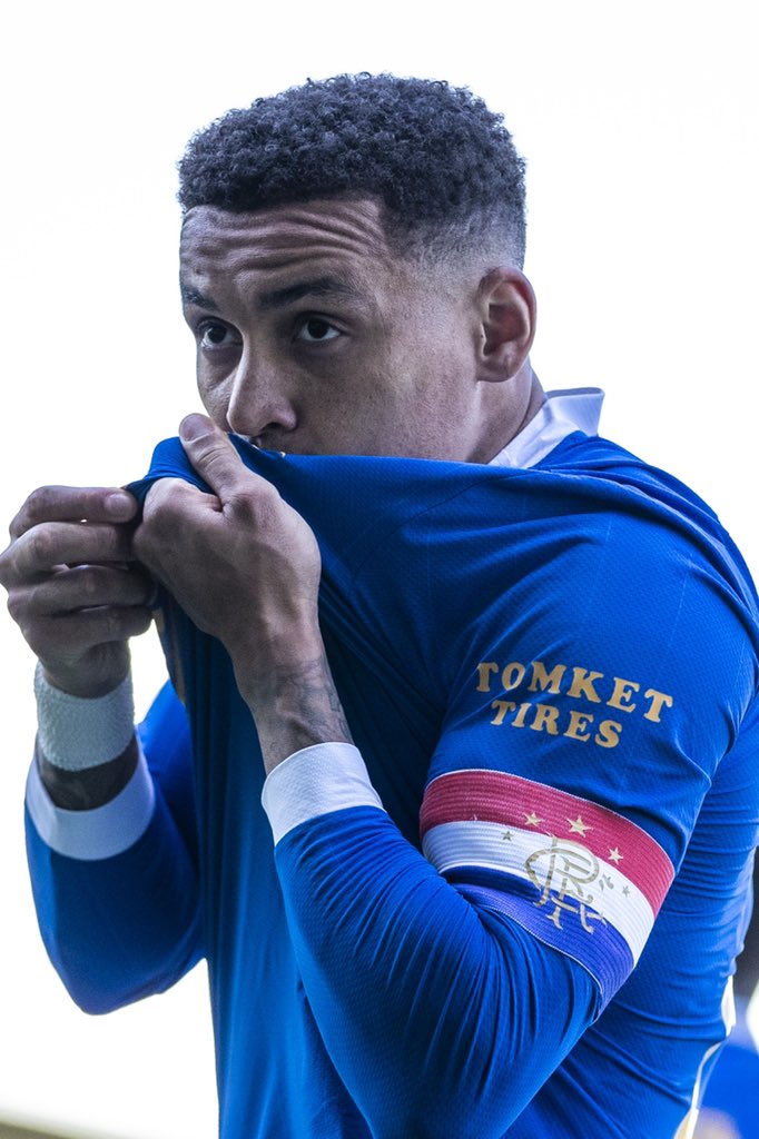James_Tavernier's tweet photo. 80th Goal For @RangersFC 🙌🏽💙

Another great display of character to go 10 men down and bring back the 3 points 👊🏽

Thank you for your amazing support! Onto Thursday now 🇬🇧 https://t.co/5i8iFIFbT0