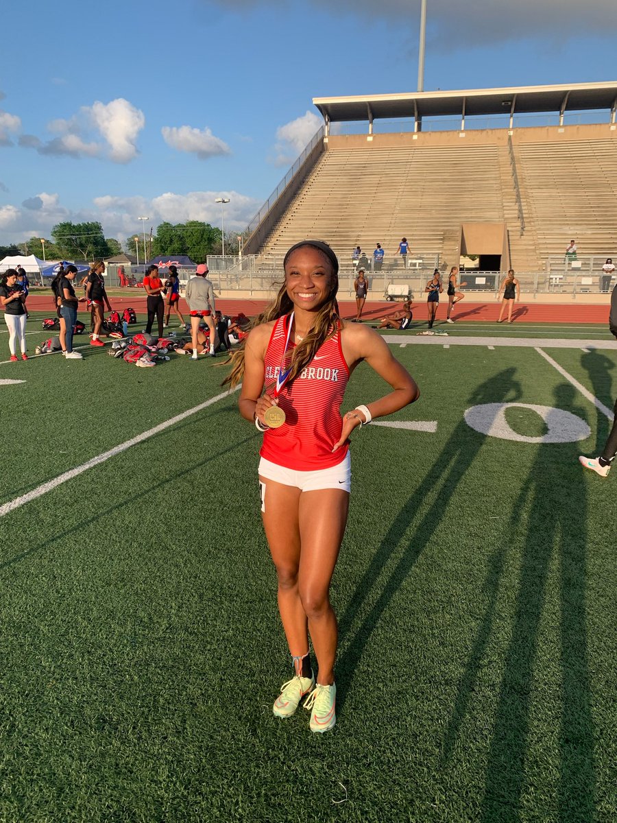camrynn_dickson's tweet photo. Area champโ๏ธ Execution is key. Next stop Regionals!๐ฅ: 100 (Pr 11.28) & 200
๐ฅ: 4x1 https://t.co/z7rPtlLbRm