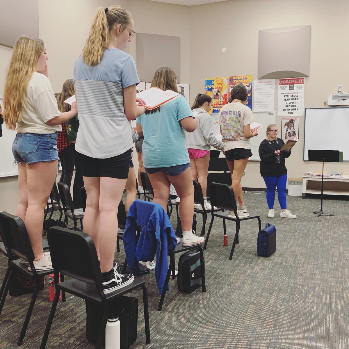 MAVSFACS's tweet photo. We’ve been so busy over here in the education program at Maize USD 266… come check us out on Instagram at Mrs.Buchanan.FCS or find us with #266FutureTeachers 🙌 https://t.co/oiwLJVJgr2
