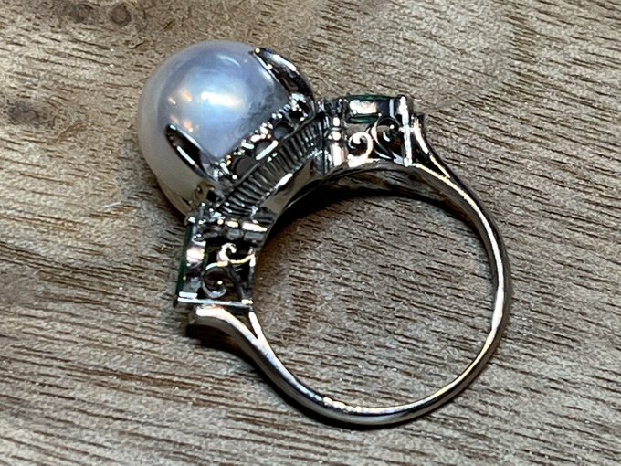南洋真珠11.7mm エメラルド ダイヤモンド 千本透かし 手巻き唐草 