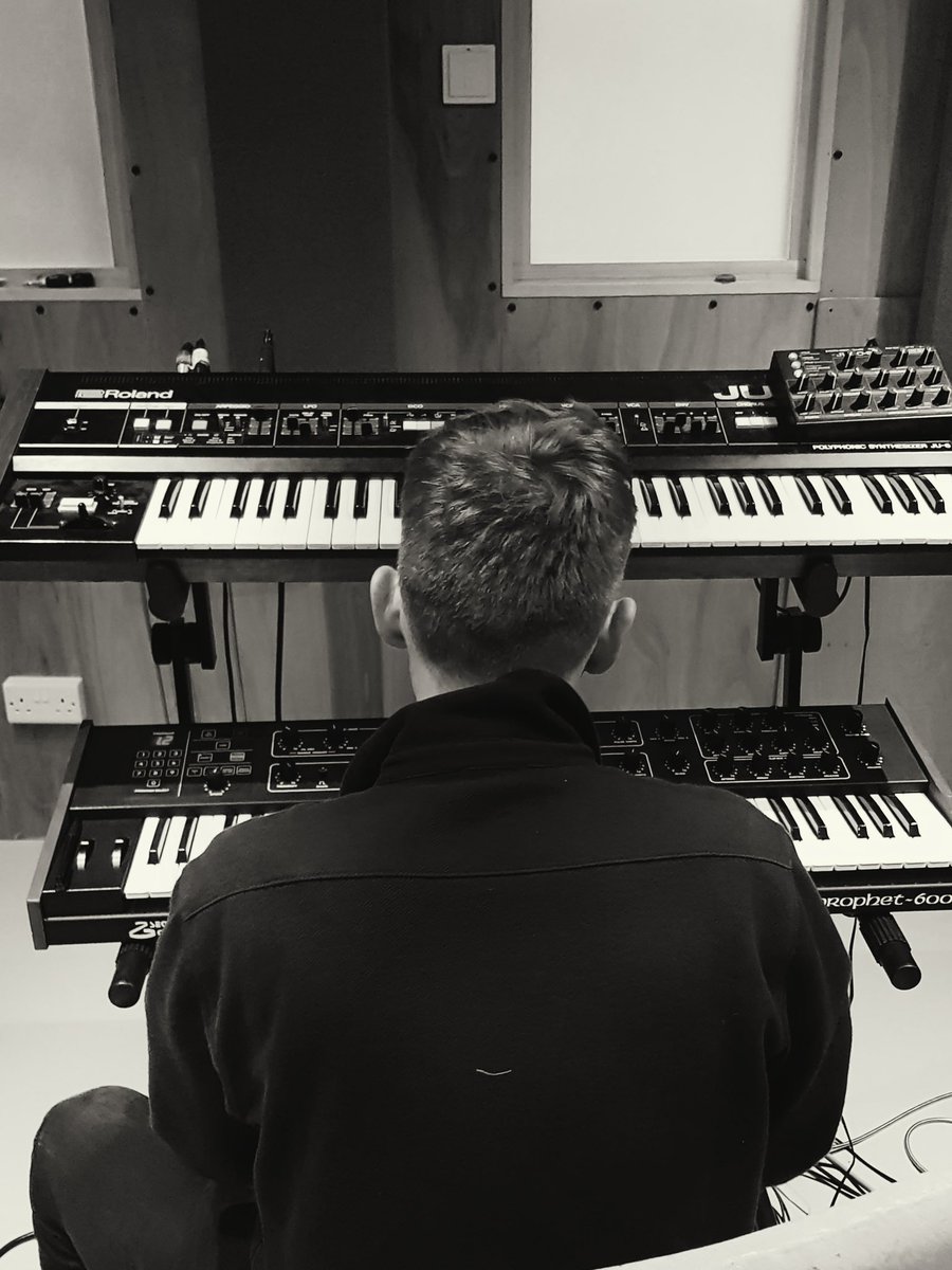 Thanks for all the love for Going Home feat. <a href="/bailey__music/">bailey</a> so far! Listen now // aree214.lnk.to/GoingHome