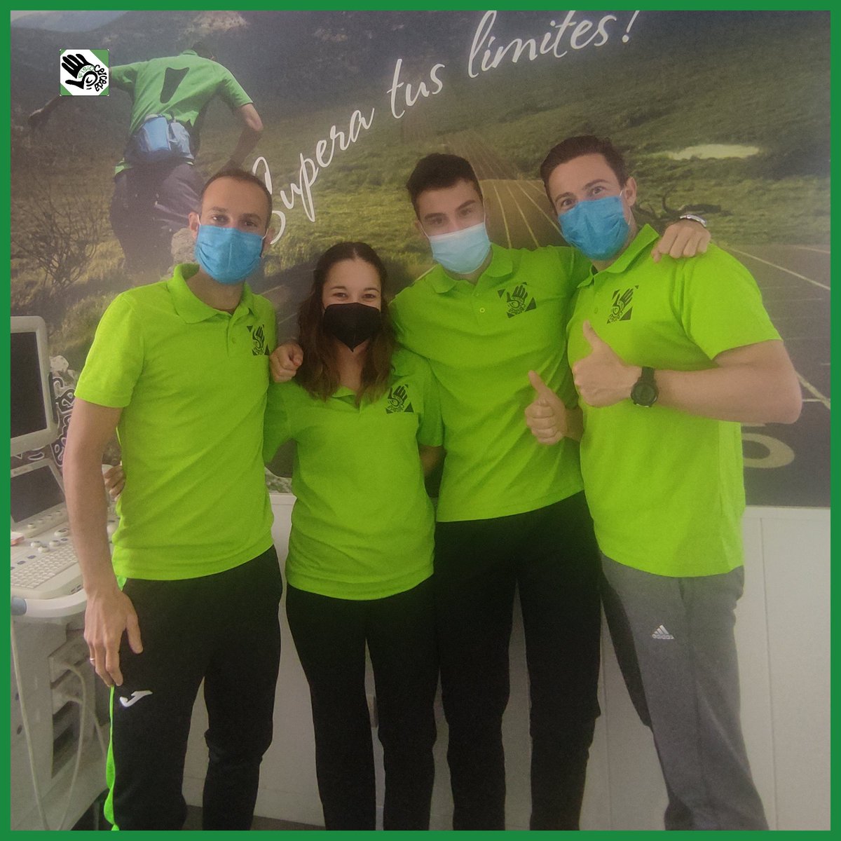 fisiocerceda's tweet photo. El bíceps de Santi 😂😂 y sus compañeros, os deseamos que paséis un gran finde 🙃🙃.

Hasta el lunes fisiocercedianos 🖖💚!!

https://t.co/XlAPNqWx5r

#weekend #fisiocerceda  #fisiocercedateam #fisiotime #cerceda #fisioterapiasierranorte #fisioterapia https://t.co/bZea0U1fdp