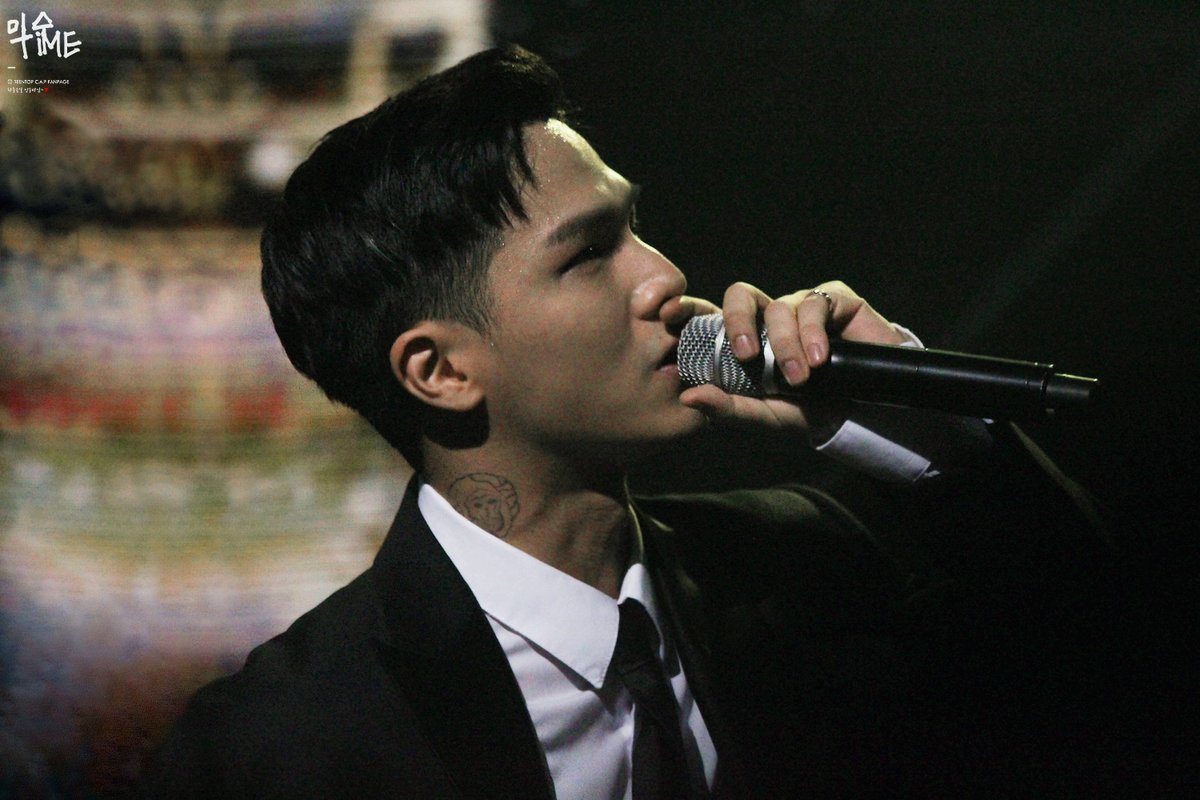 🧢방민수 전역까지 D-200🧢
벌써 200일 남았다👏👏👏
좀만 더 버팁시다!!!!!!!!!!!!!!!!!!

#캡 #방민수 #틴탑 #TEENTOP