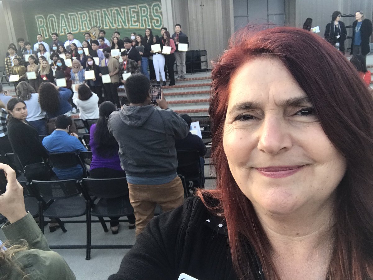 Vivian Hanson tweet media