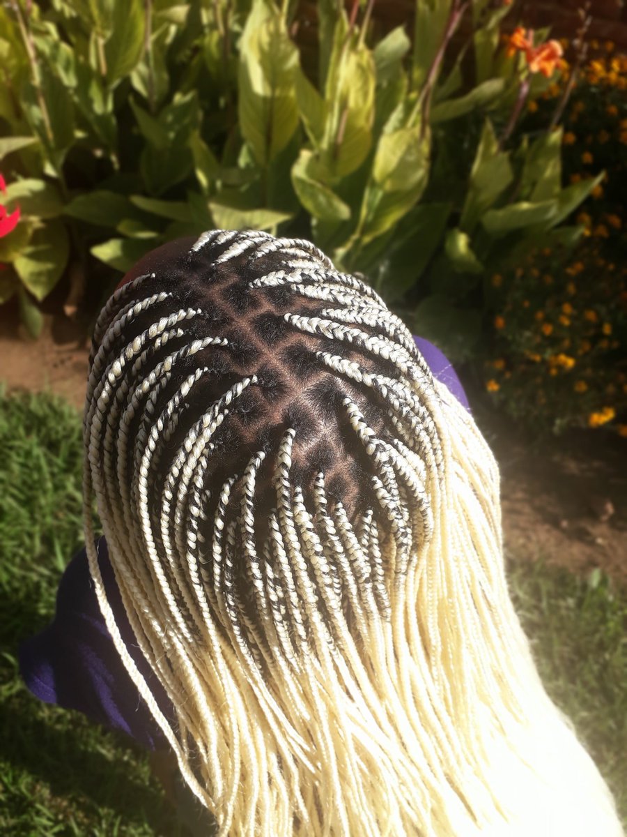 Ella_Braids's tweet photo. Get your hair done at a low price
Contact us on 0995886626, and we'll be on your door step.
Lilongwe only. https://t.co/5qX0BxCM3L